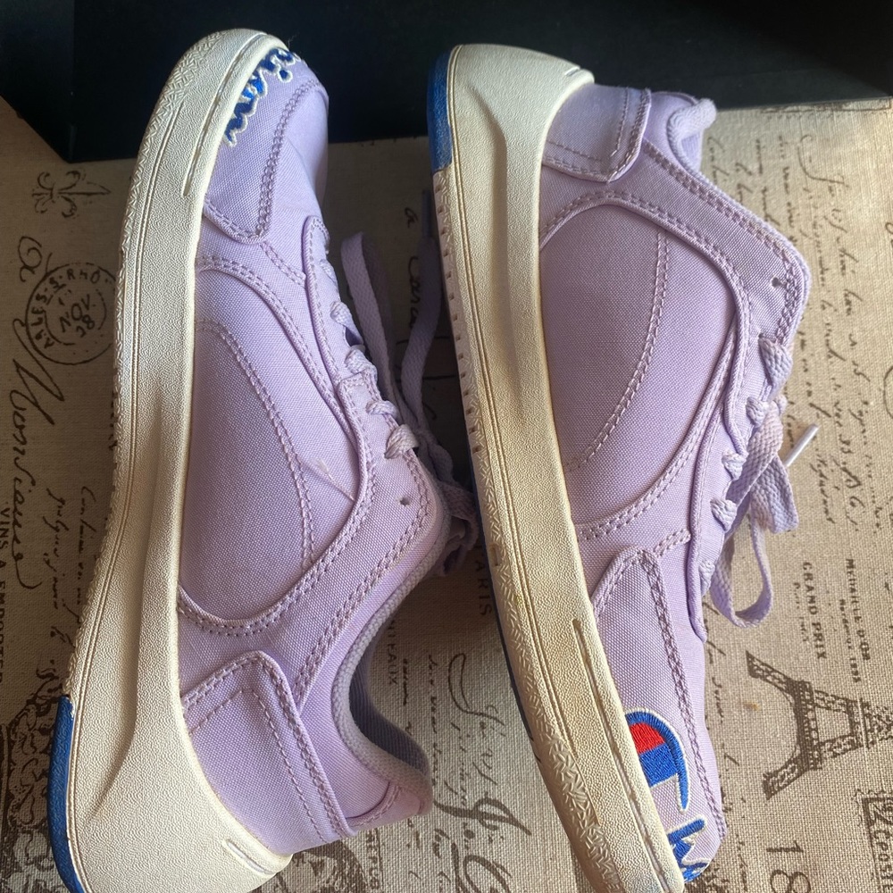 Champion sneakers size 7 lilac